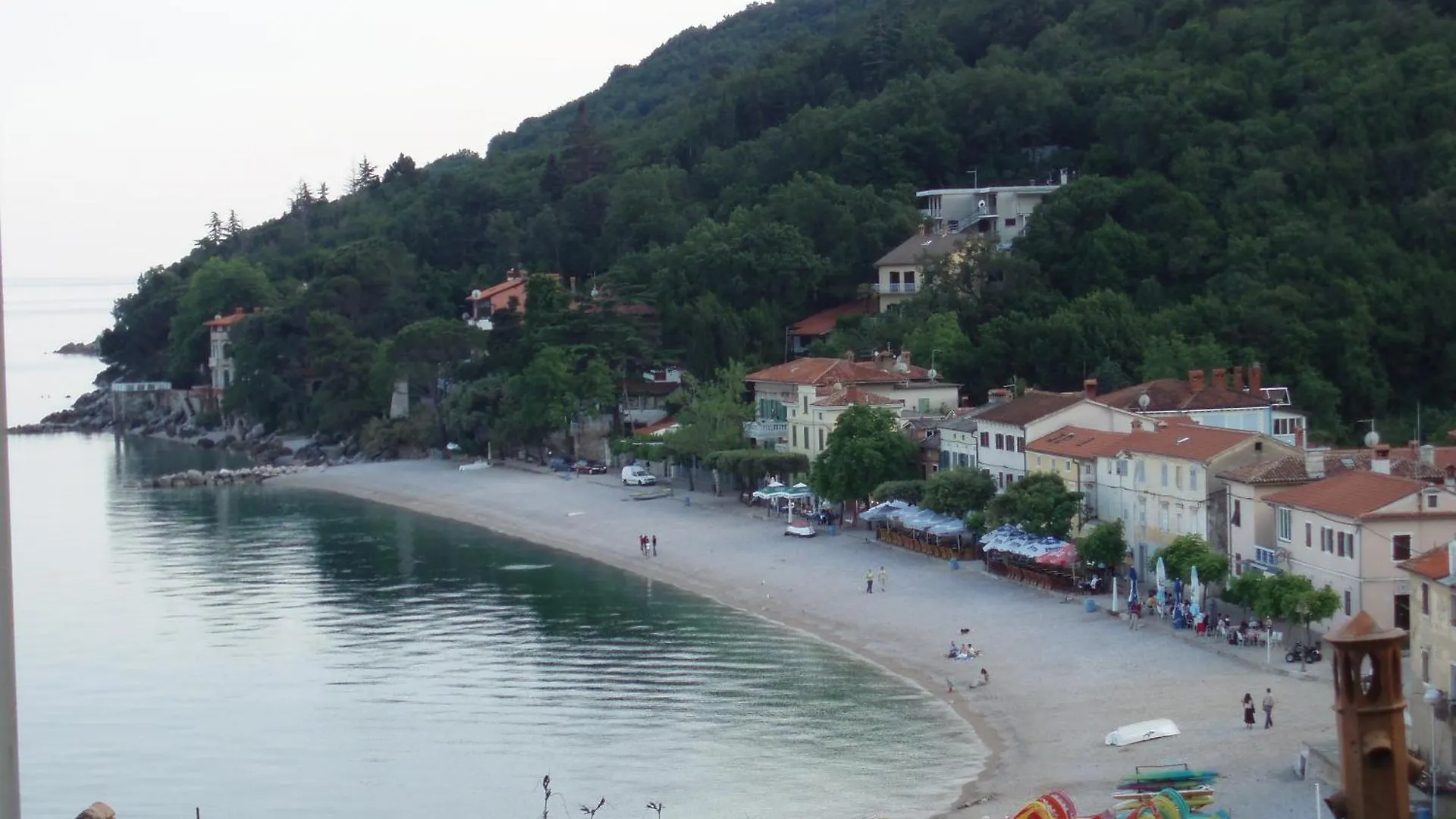 德斯科维奇公寓与客房旅馆 Mošćenička Draga 0*,  克罗地亚